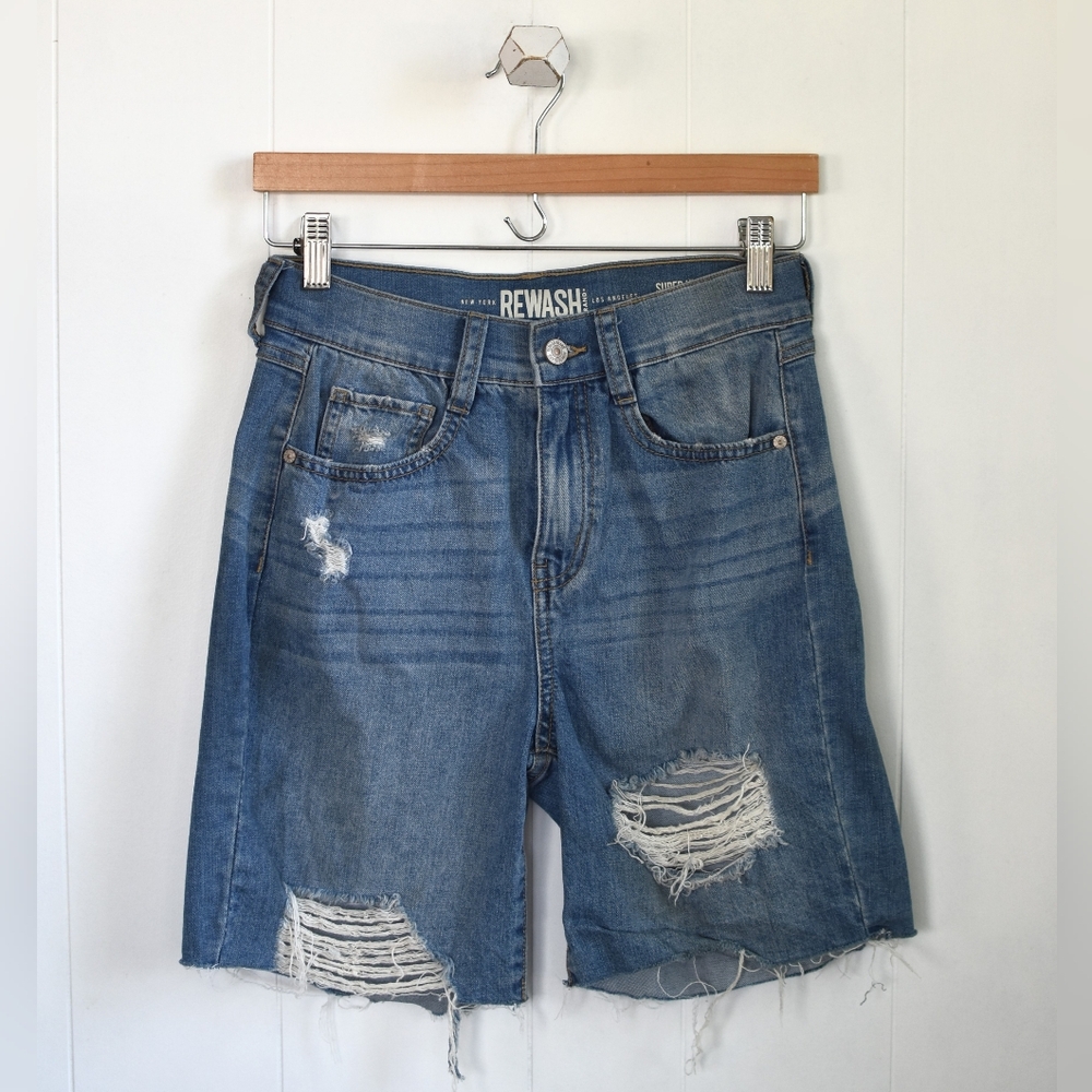 ☆ REWASH Distressed Cut-Off Jorts